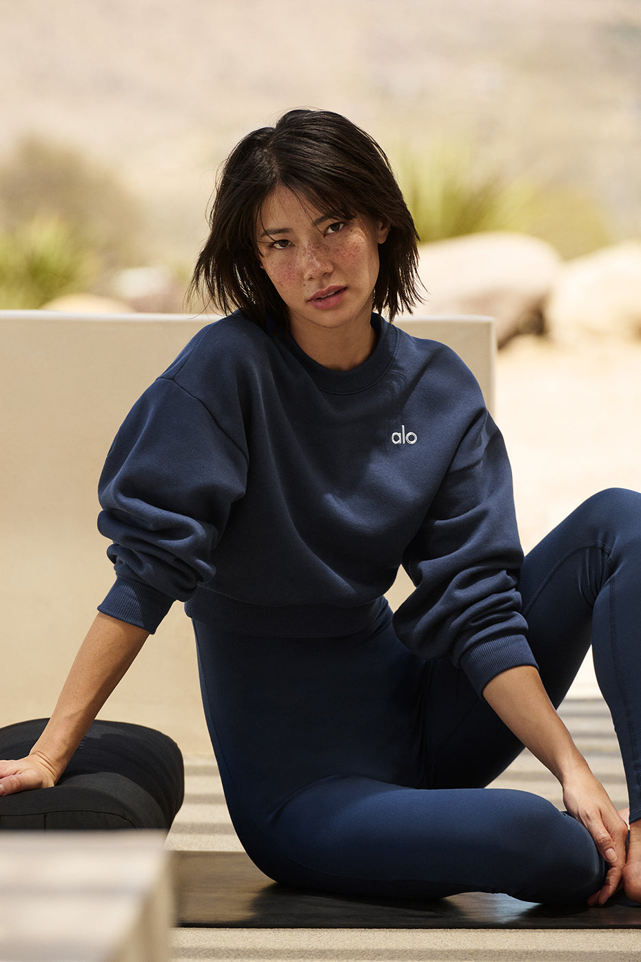 sweater Accolade  Cropped Crew Neck "best-seller"